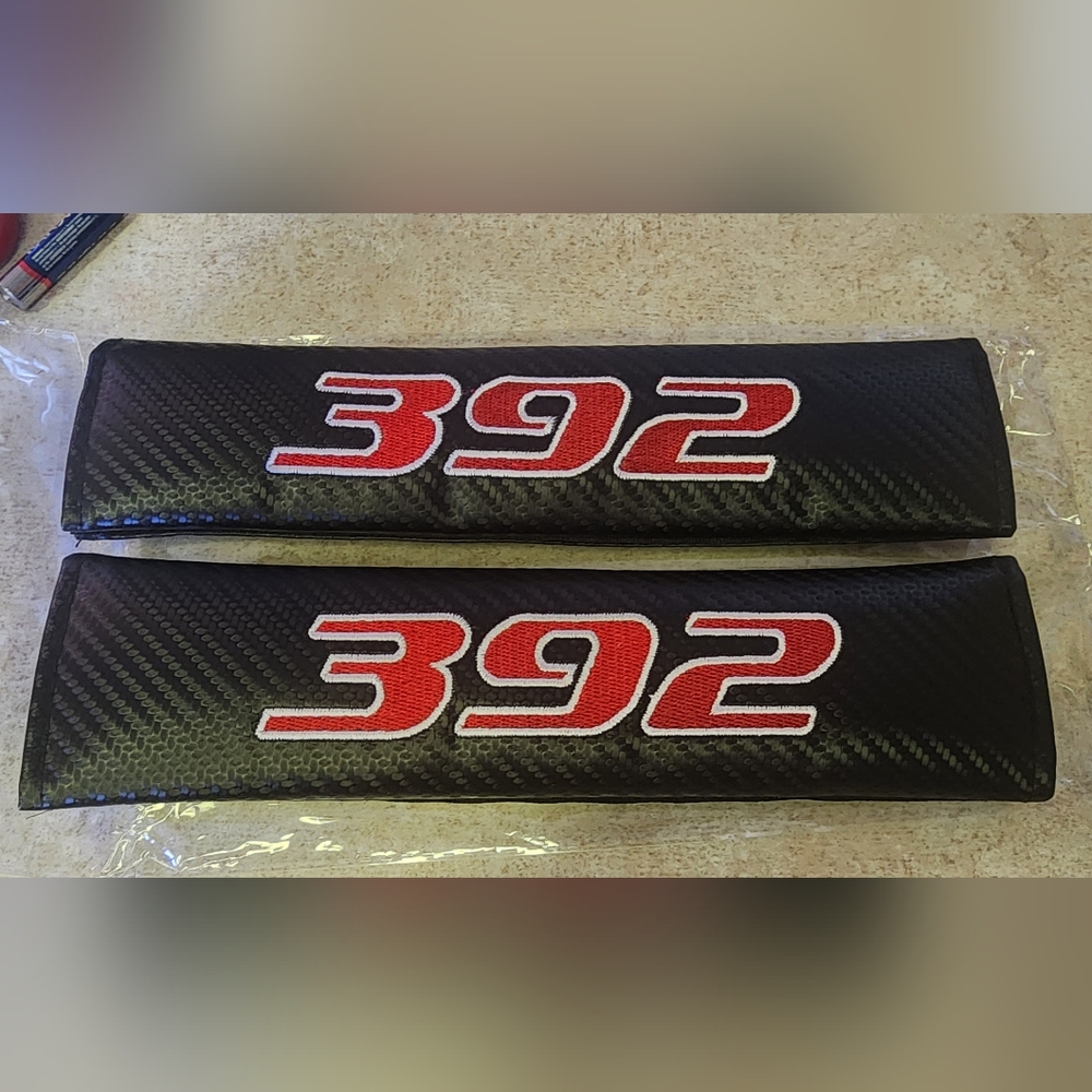 New  2 392 seat belt pads